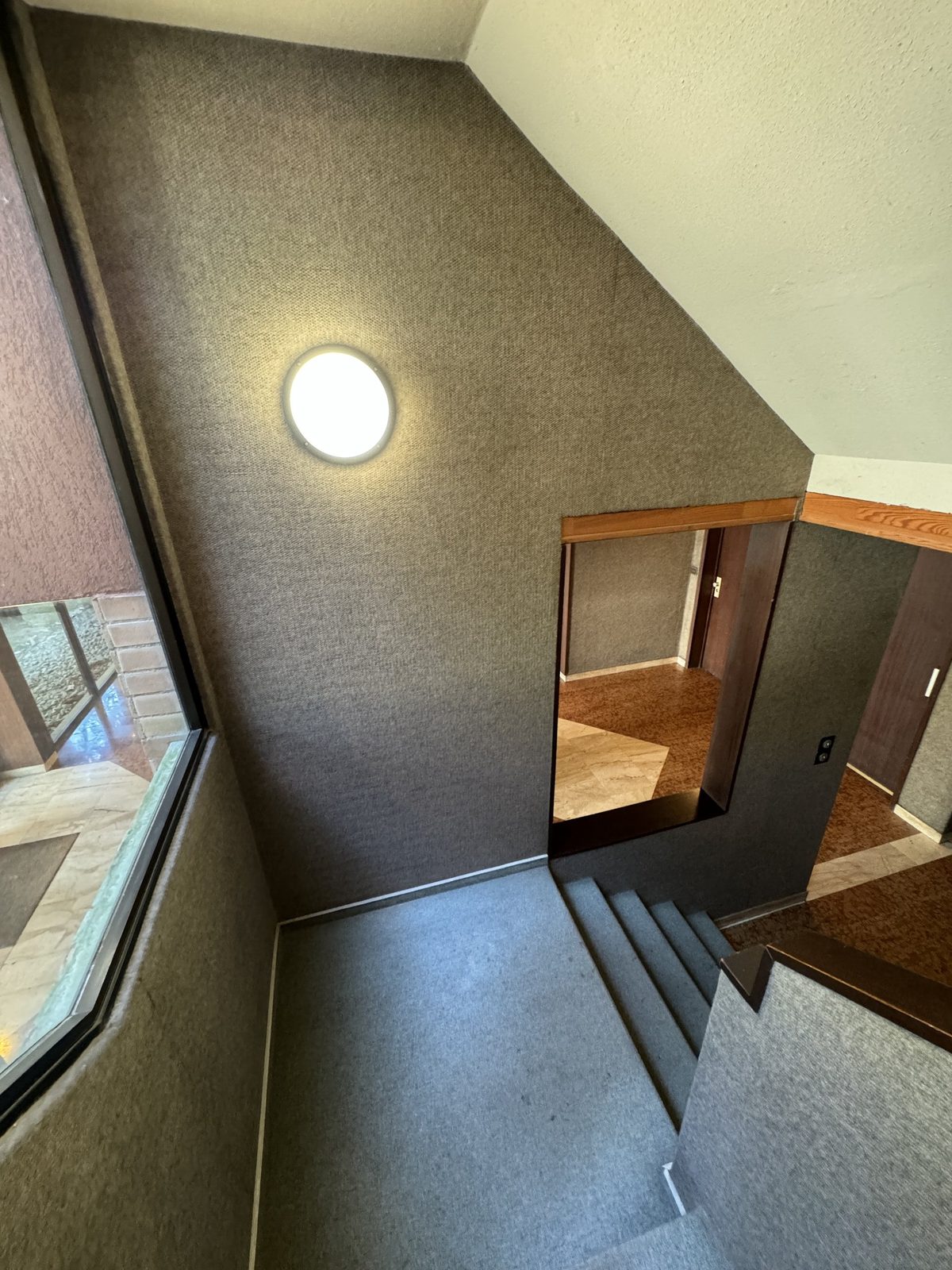 Escalier collectif avant renovation toulouse